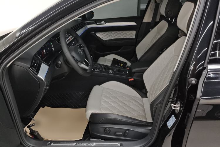 Used Volkswagen Magotan 2023 2 Million Units Commemorative Edition 330TSI DSG Luxury Version