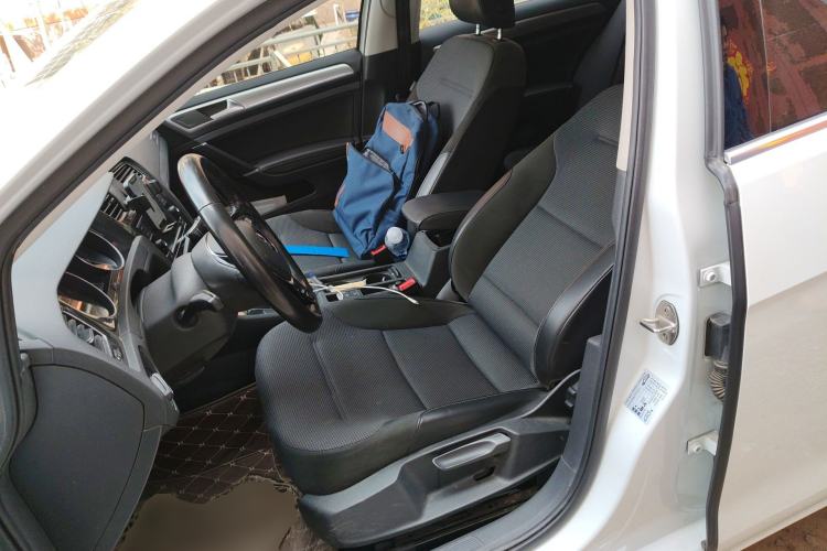 Used Volkswagen Golf 2018 1.6L Automatic Comfort Model Left Front Seat