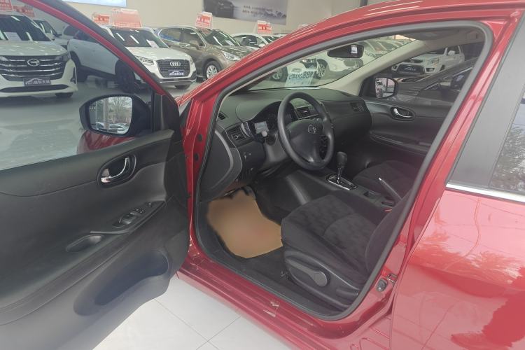 Used Nissan Tiida 2014 1.6L CVT Comfort Model Exterior 8