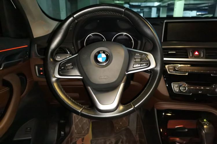 Used BMW X1 2018 sDrive18Li Luxury Model
