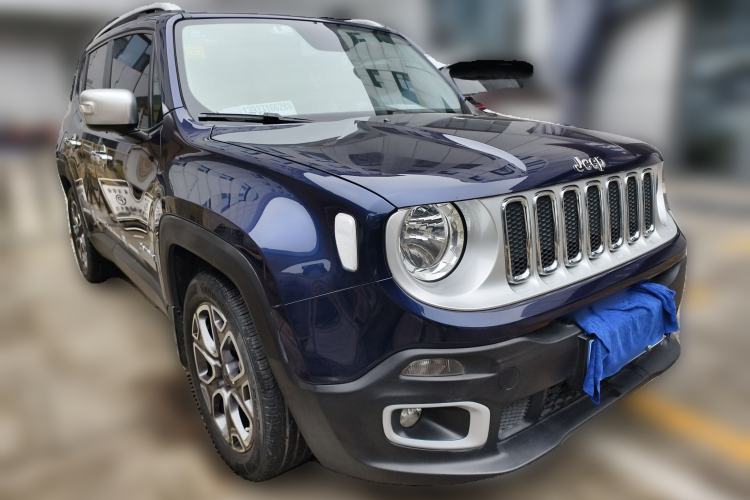 Used Jeep Renegade 2018 Connected Large Screen Version 180T Automatic Smart Version
