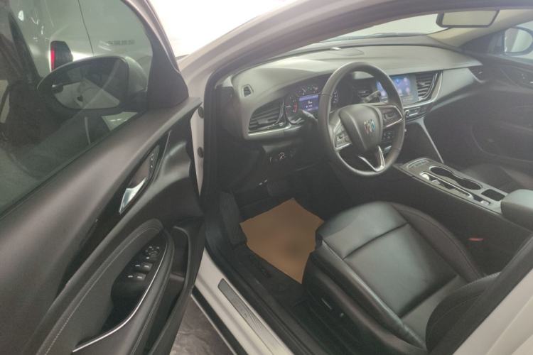 Used Buick Regal 2024 25T Deluxe Edition