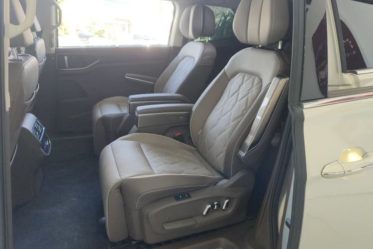 Used Volkswagen Viloran 2022 380TSI Prestige Edition