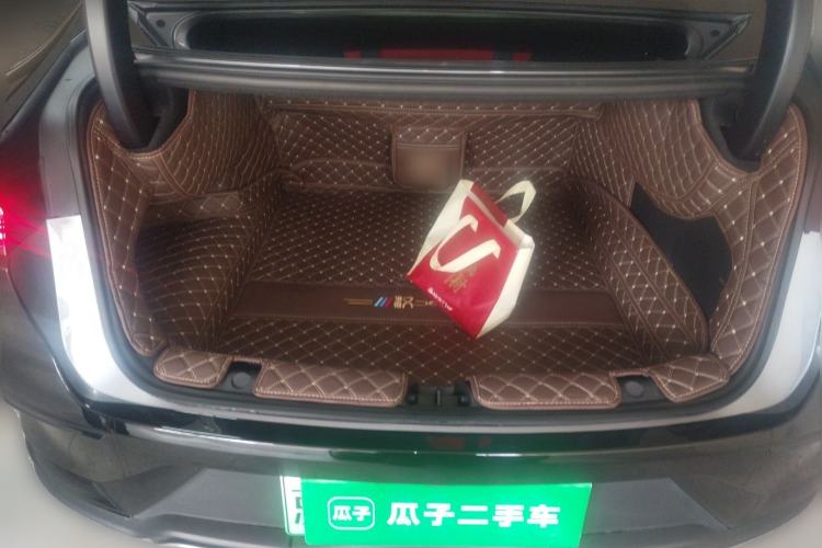 Used BYD Han 2024 EV Glory Edition 715KM Front-Wheel-Drive Flagship Model