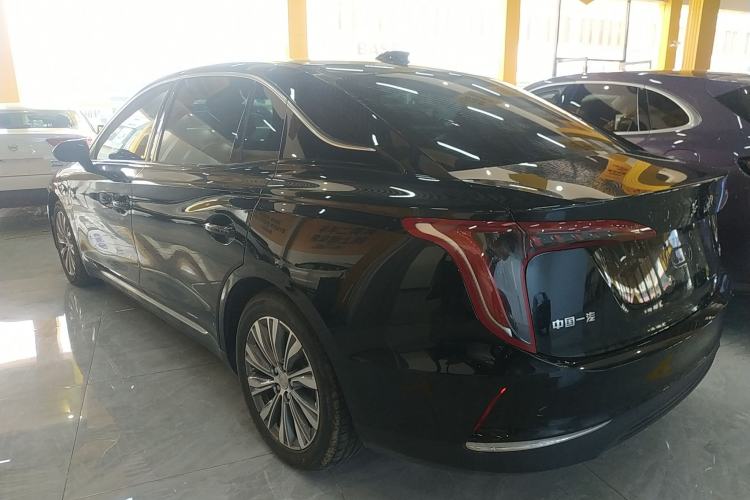 Used Hongqi E-QM5 2024 610 km PLUS
