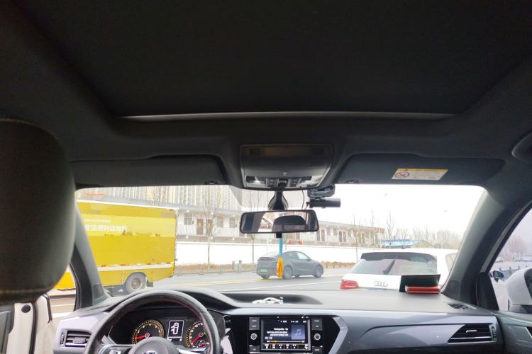 Used Volkswagen Tharu 2019 280TSI Two-Wheel Drive R-Line China VI Standard