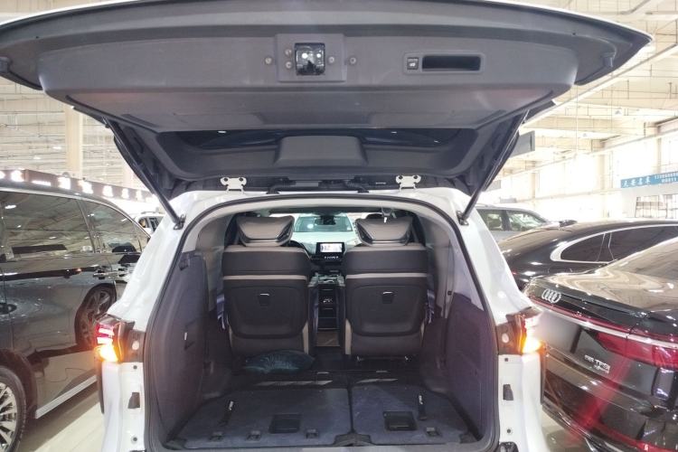 Used Toyota SIENNA 2024 2.5L Hybrid Comfort Edition Trunk