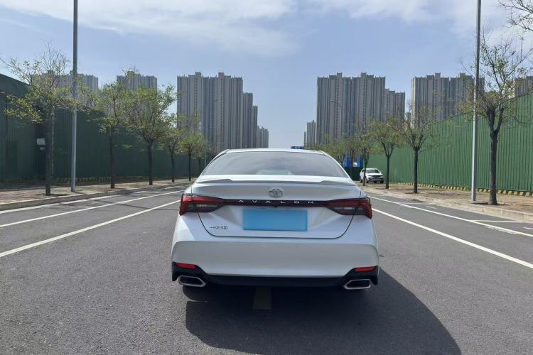 Used Toyota Avalon 2019 2.0L Luxury Edition China VI Standard Exterior 7