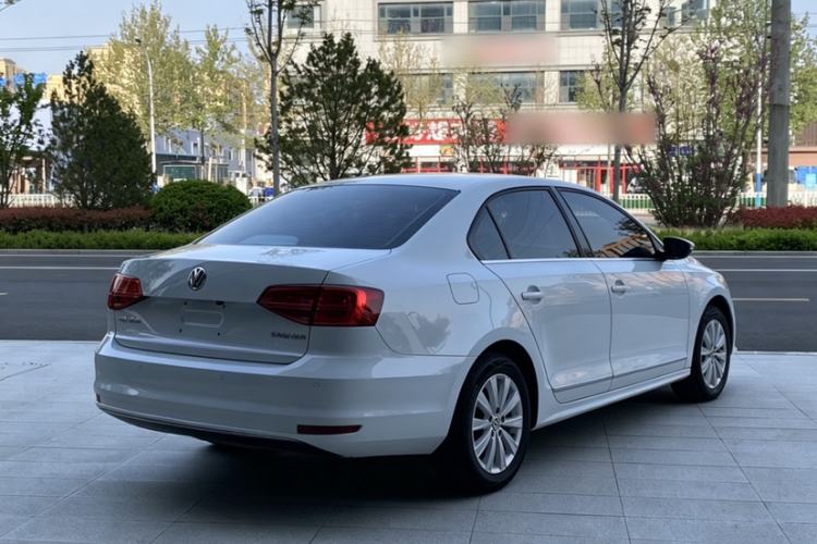 Used Volkswagen Sagitar 2015 1.6L Manual Comfort Model Exterior 6