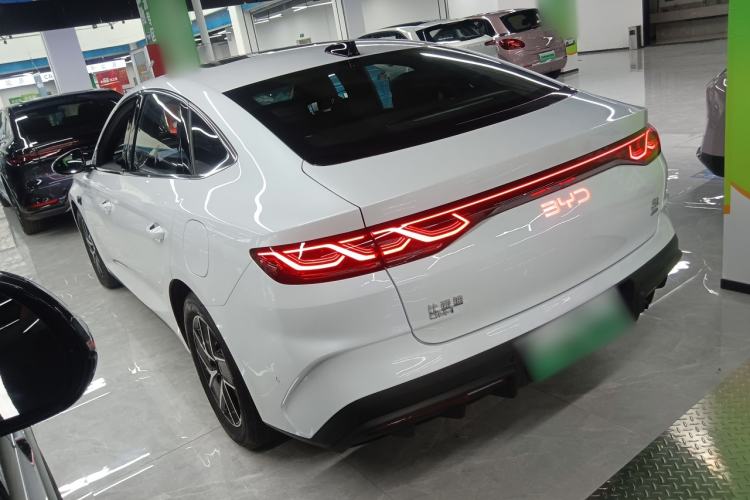 Used BYD Qin L 2025 DM-i Smart Drive 120KM Superior Model