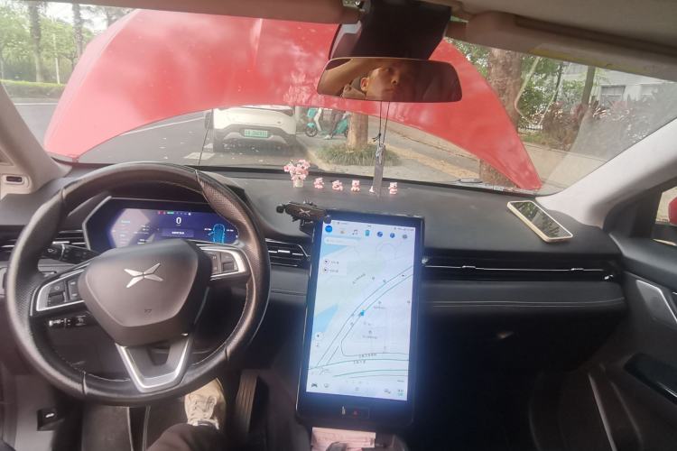 Used XPeng G3 2019 Deluxe Edition Center Console