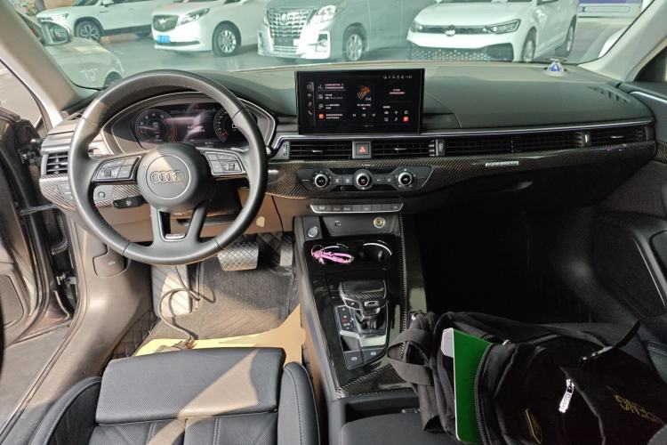 Used Audi A4L 2022 40 TFSI Fashion Dynamic Model
