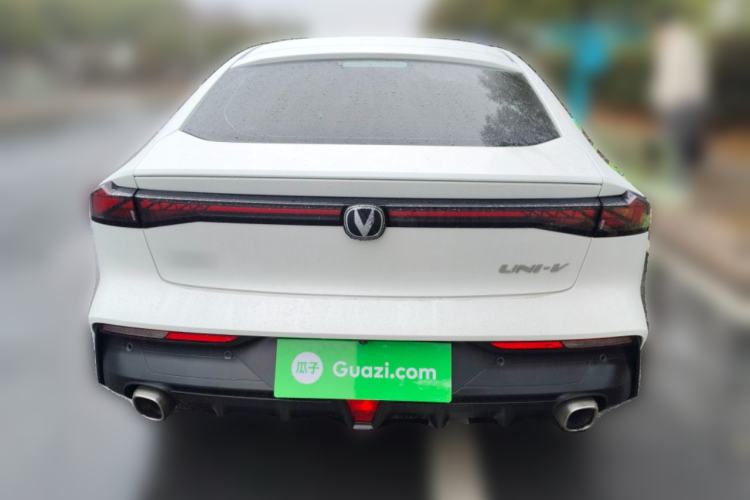 Used Changan UNI-V 2022 1.5T Prestige Version
