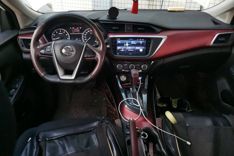 Used Nissan Lannia 2019 1.6L CVT Smart Connect Smart Cool Version China V Standard Center Console