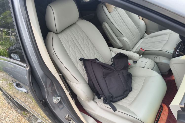 Used Buick GL8 2022 Land Business Class 652T Luxury Model