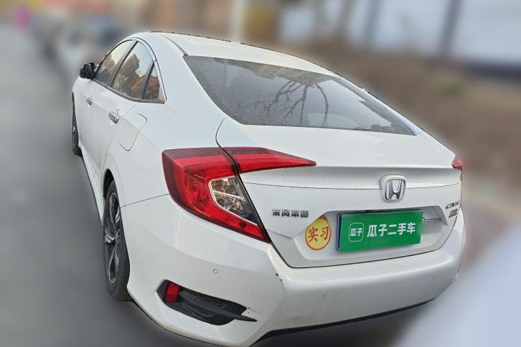 Used Honda Civic 2016 220TURBO CVT Prestige Edition
