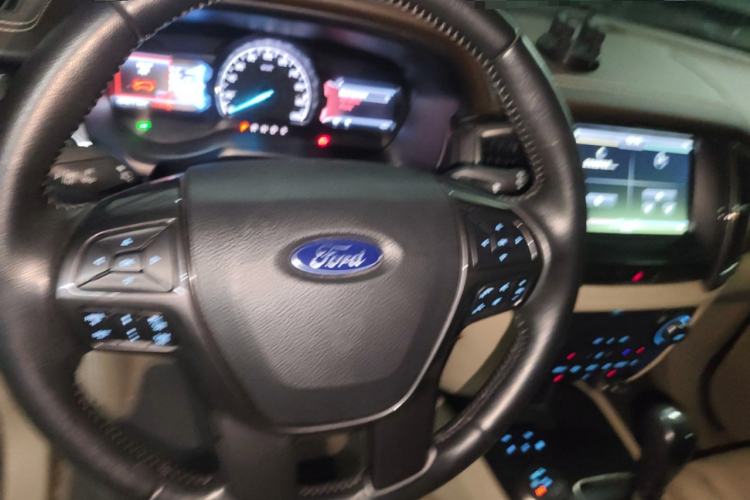 Used Ford Everest 2016 2.0T Gasoline Automatic 4x4 Flagship Edition