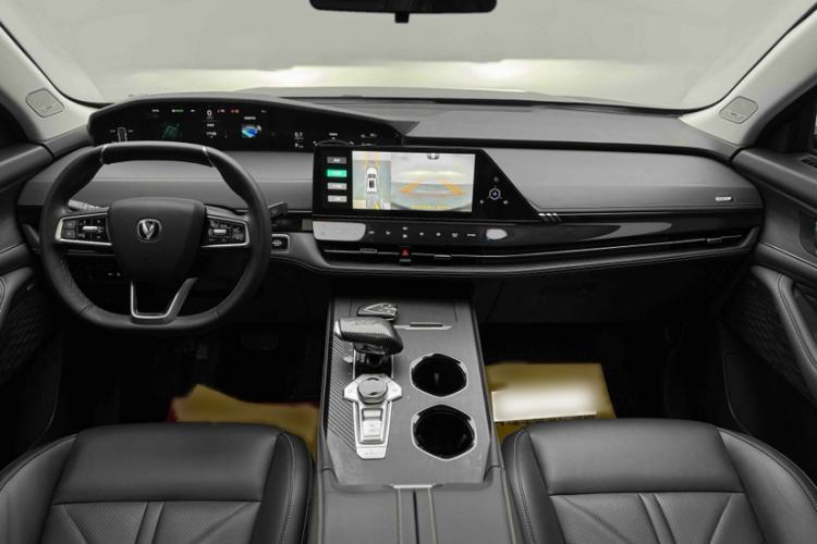 Used Changan UNI-K 2024 2.0T Two-Wheel Drive YueShang Trim