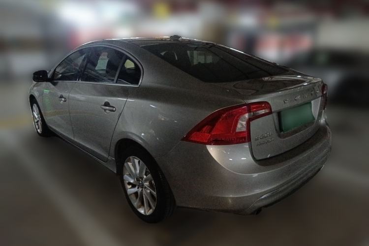 Used Volvo S60 2014 S60L 2.0T Zhiyuan Edition