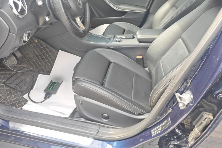 Used Mercedes-Benz GLA 2018 GLA 200 Sport Edition Left Front Seat