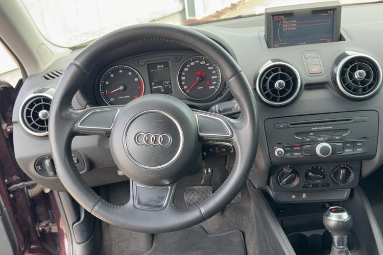 Used Audi A1 2013 30 TFSI Sportback Urban Interior 3