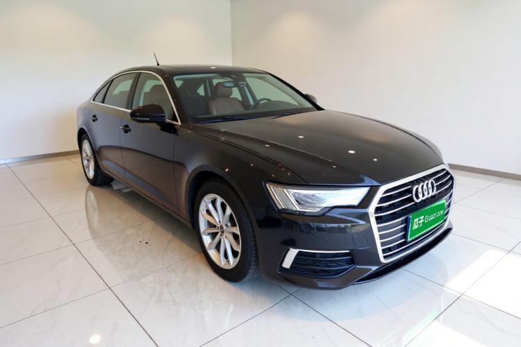Used Audi A6L 2022 40 TFSI Luxury Prestige Edition Front Right 45 Deg