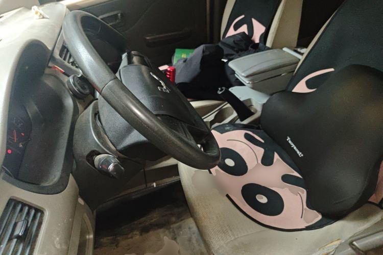 Used Wuling Rongguang V 2016 1.5L Practical Version Left Front Seat