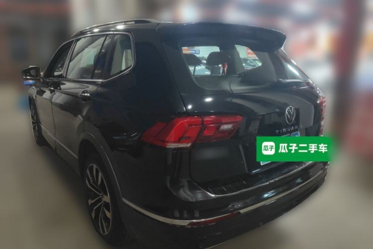 Used Volkswagen Tiguan L 2021 330TSI Automatic Two-Wheel Drive R-Line Enhanced Edition Rear Left 45 Deg