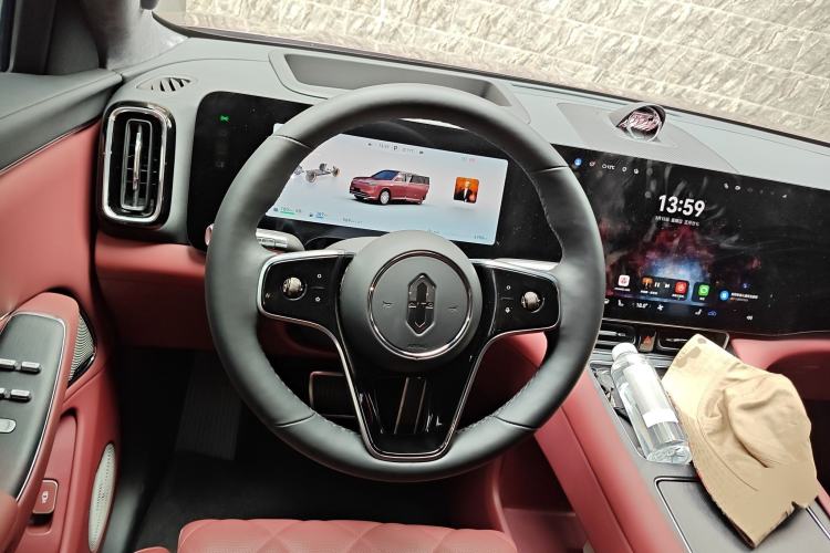 Used Hima AITO M8 2025 Extended-Range Max+ Version 53.4 kWh 5-Seater Edition