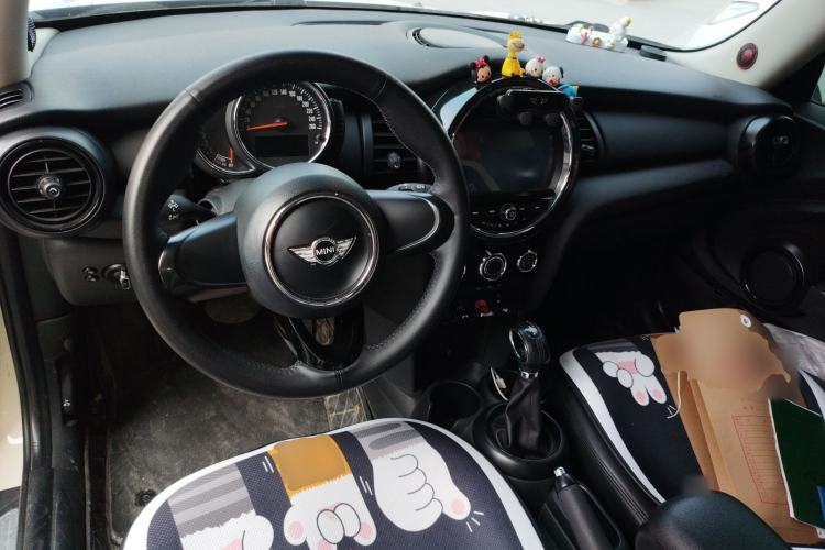 Used MINI 2016 1.2T ONE Center Console