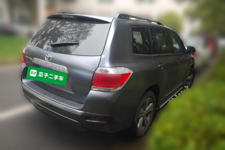 Used Toyota Highlander 2012 2.7L Two-Wheel Drive 7-Seater Luxury Edition
