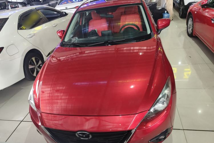 Used Mazda 3 Axela 2016 Sedan 1.5L Automatic Luxury Model Front