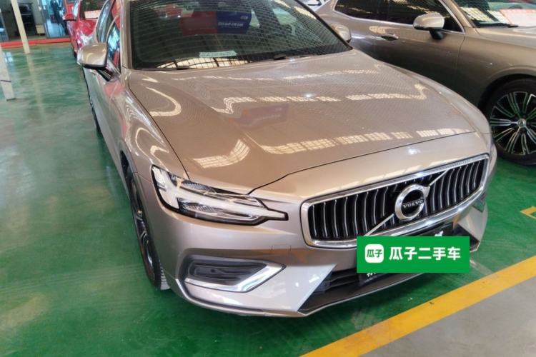 Used Volvo S60 2021 T4 Zhiyi Luxury Edition
