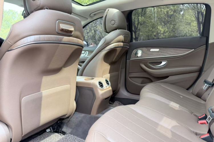 Used Mercedes-Benz E-Class 2018 E 300 L Luxury Model
