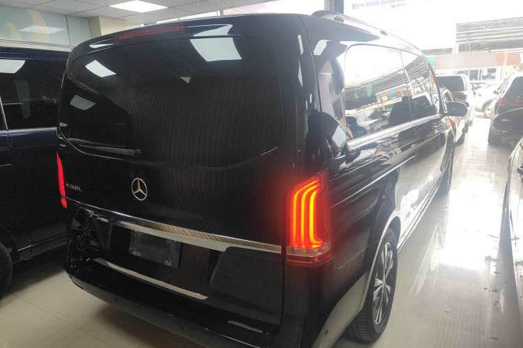 Used Mercedes-Benz V-Class 2016 V 260 L Prestige Extended Edition