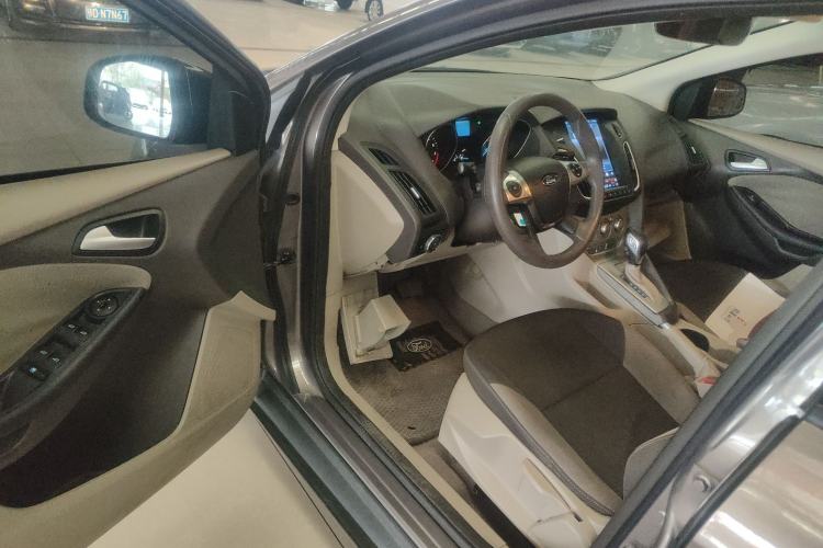 Used Ford Focus 2012 Sedan 1.6L Automatic Comfort Model