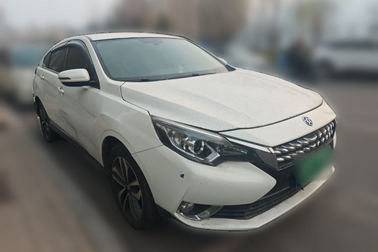 Used Venucia T90 2018 2.0L CVT Smart Connect Fashion Edition China V Standard
