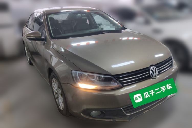 Used Volkswagen Sagitar 2012 1.6L Automatic Comfort Edition Front Right 45 Deg