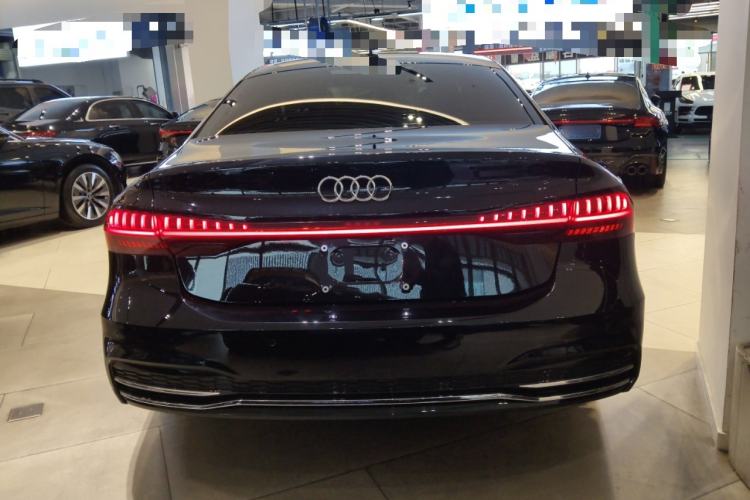 Used Audi A7L 2022 45 TFSI S-line Dream-Building Edition
