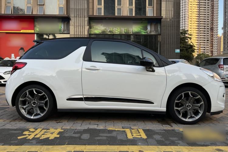 Used DS 3 2012 1.6L Supreme Edition
