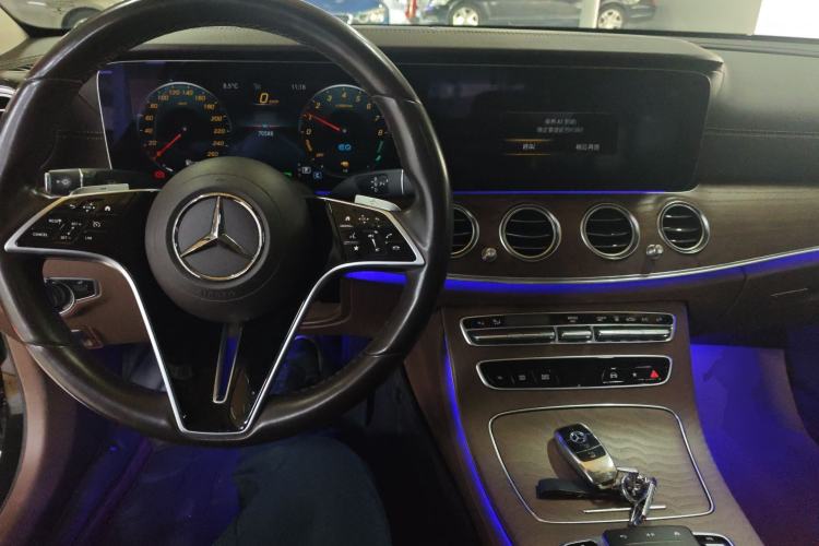 Used Mercedes-Benz E-Class New Energy 2022 E 350 e L Plug-in Hybrid Sedan