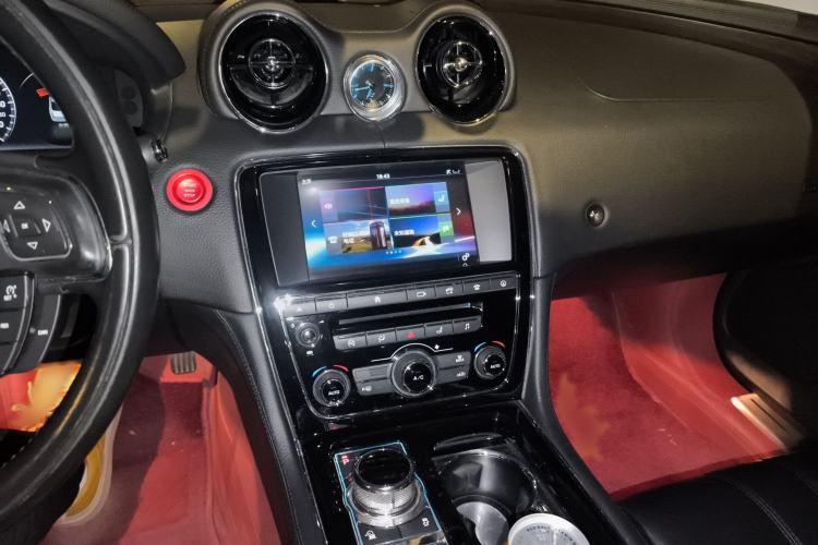 Used Jaguar XJ 2015 XJL 3.0 SC Elegant Business 80th Anniversary Limited Edition Audio And AC Panel