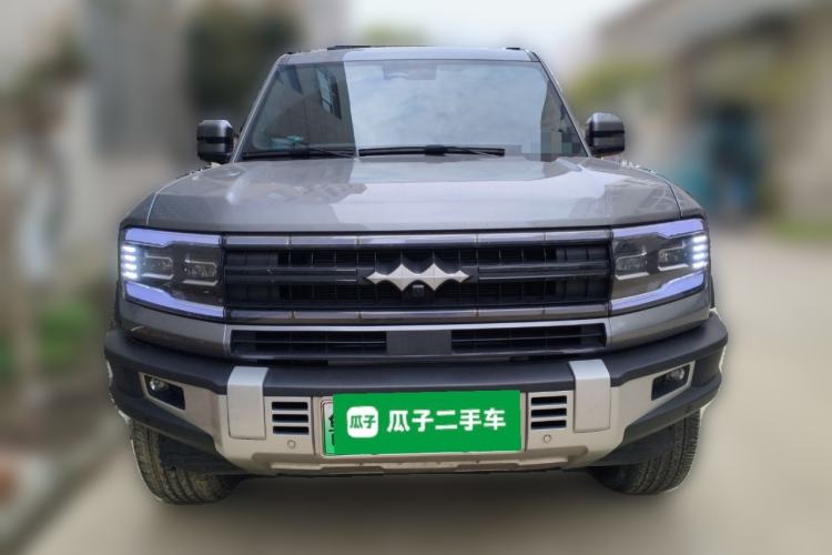 Used Formula Leopard 5 2023 Navigator Edition
