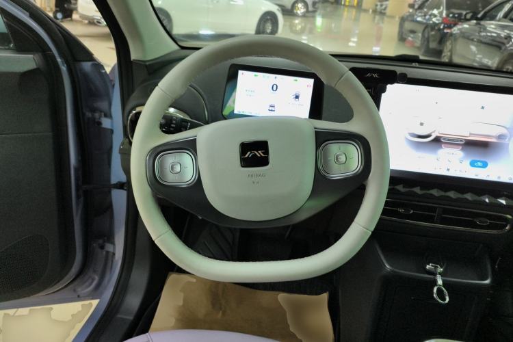 Used JAC Yiwei 3 2023 405km Air
