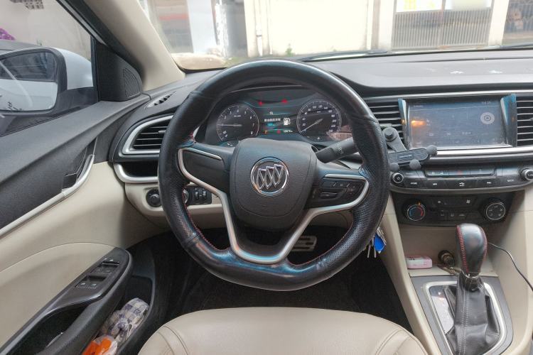 Used Buick GT 2016 15N Automatic Elite Edition Steering Wheel
