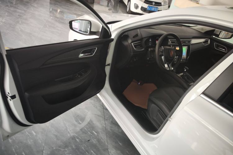 Used Roewe i5 2020 1.5L Automatic 4G Connect Luxury Flagship Edition