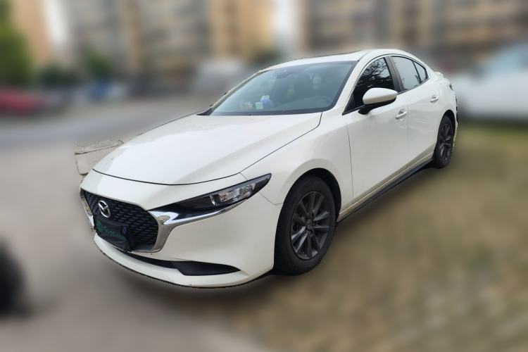 Used Mazda 3 Axela 2020 1.5L Automatic Luxury Version