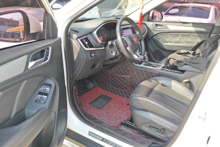 Used Roewe RX5 2019 20T Two-Wheel Drive Automatic 4G Connected Platinum Edition
