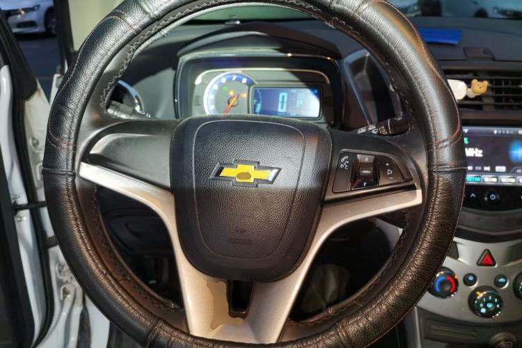 Used Chevrolet Trax 2016 1.4T Automatic Two-Wheel Drive Luxury Version Steering Wheel