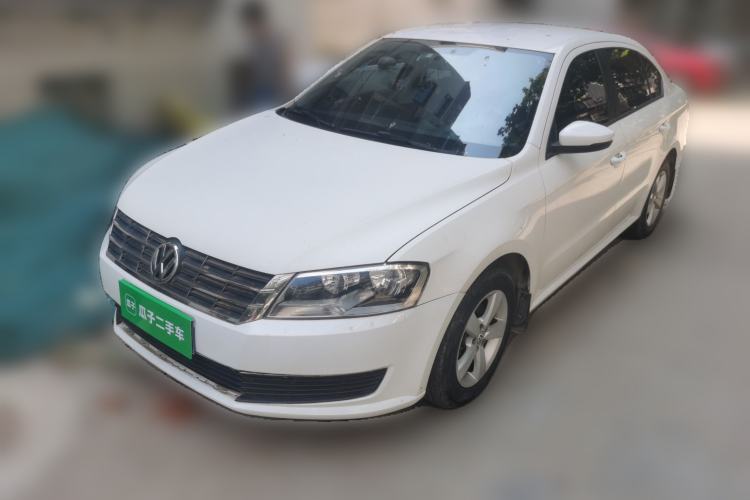 Used Volkswagen Lavida 2013 Revised Classic 1.6L Manual Fashion Edition